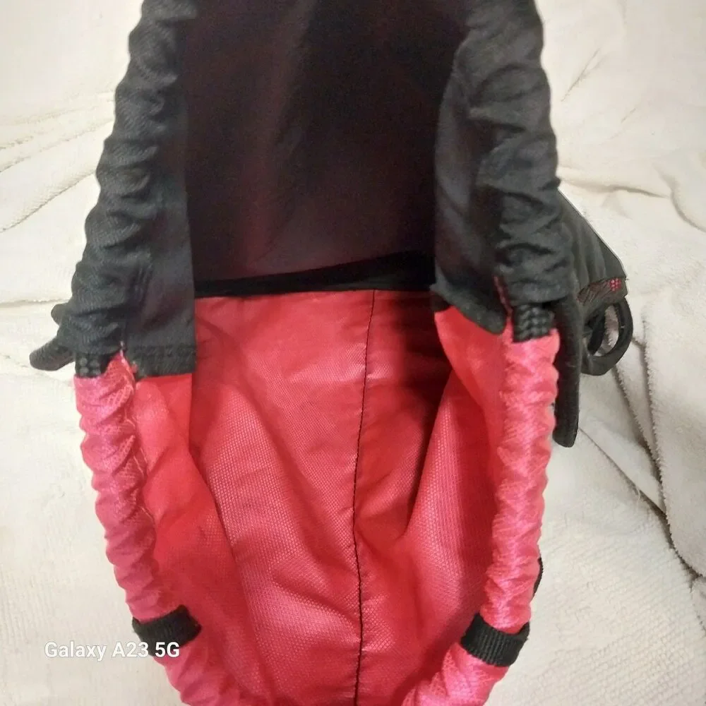 Adidas Pink Black Drawstring Gym Bag Sports  Polyester Outer Pocket Lightweight - Picture 4 of 6